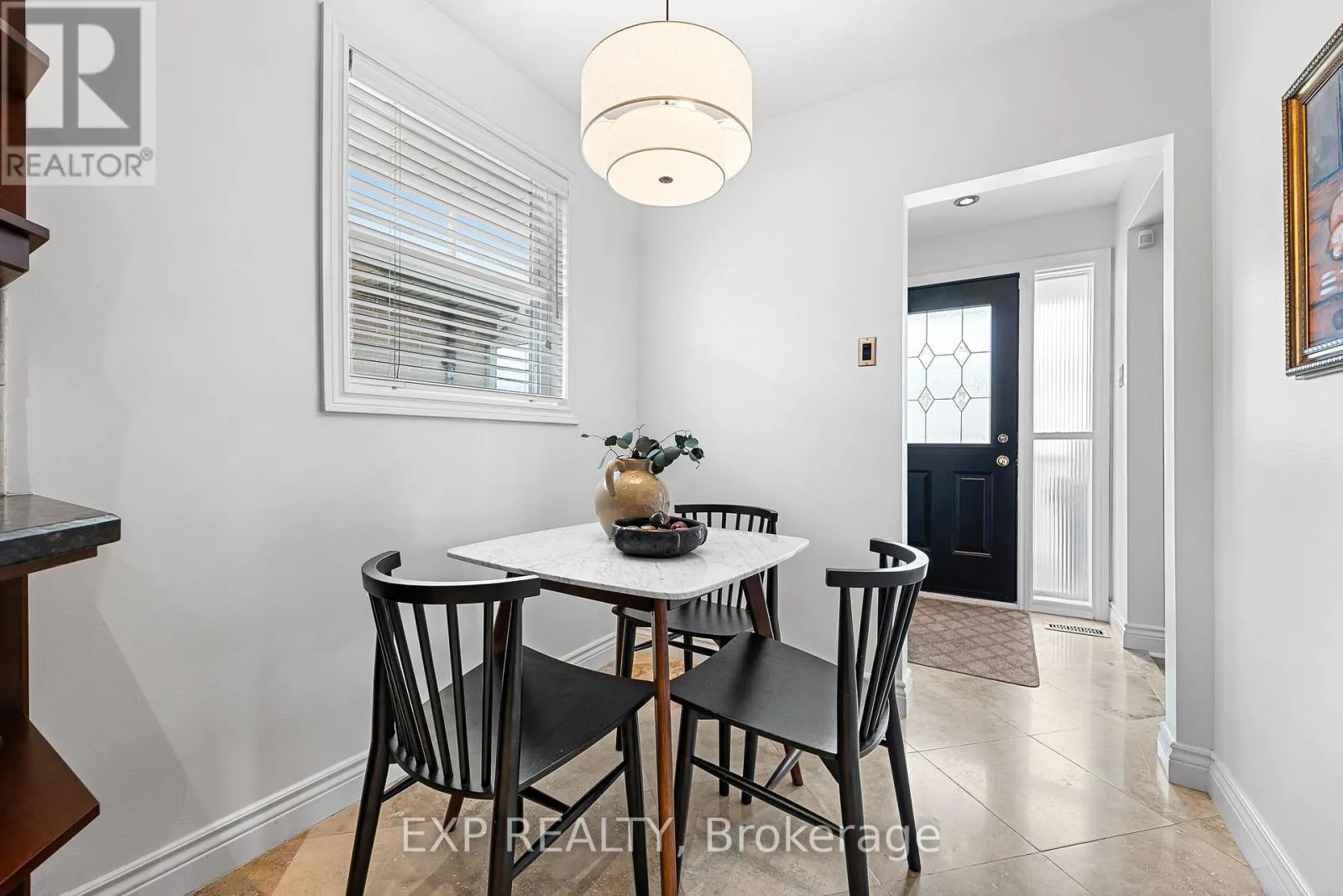 7 NORTHCREST ROAD