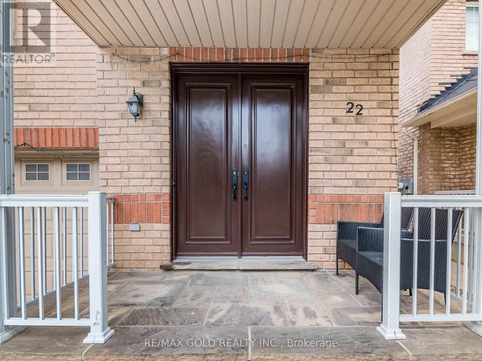 22 GAME CREEK CRESCENT