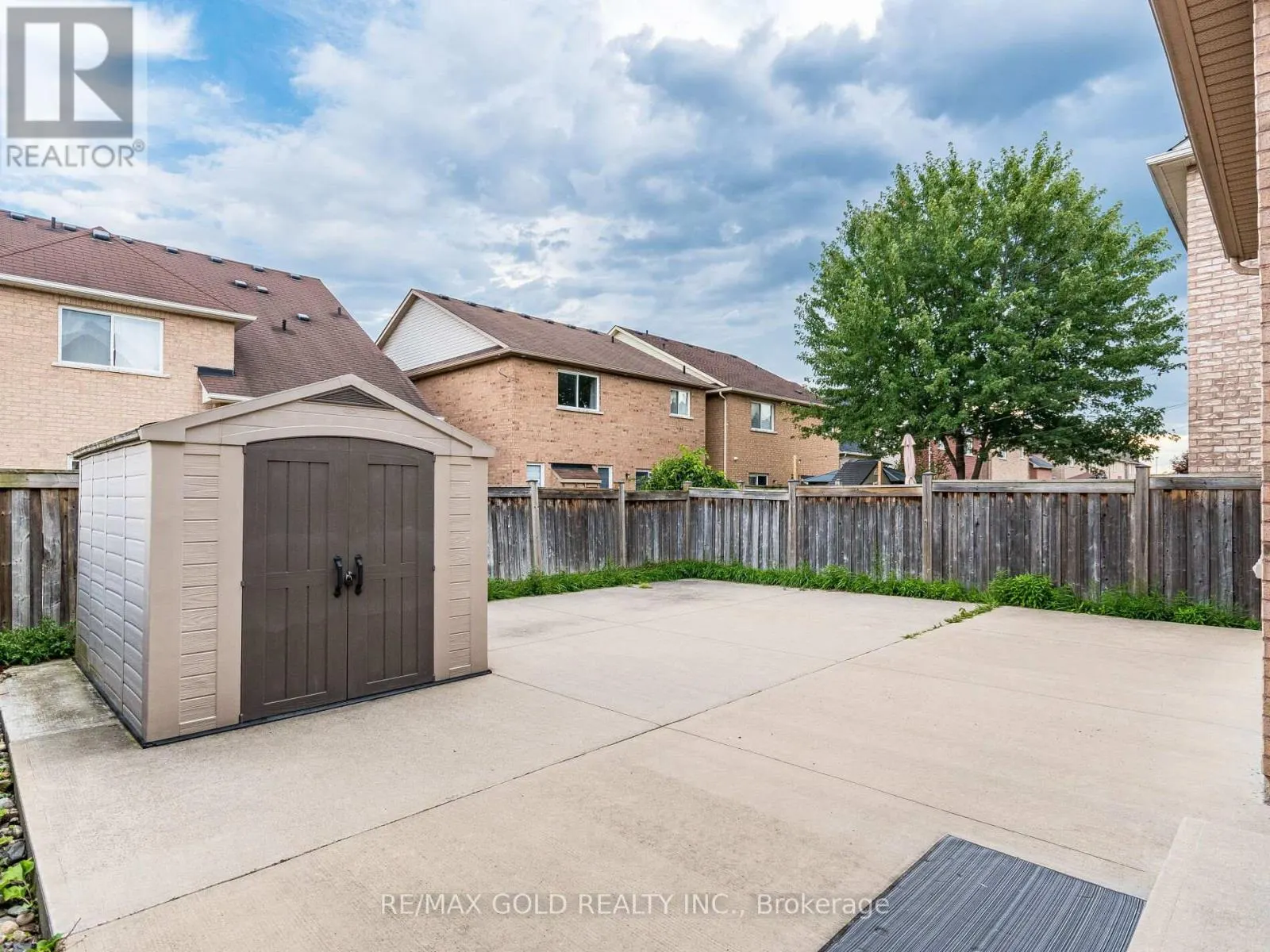 22 GAME CREEK CRESCENT