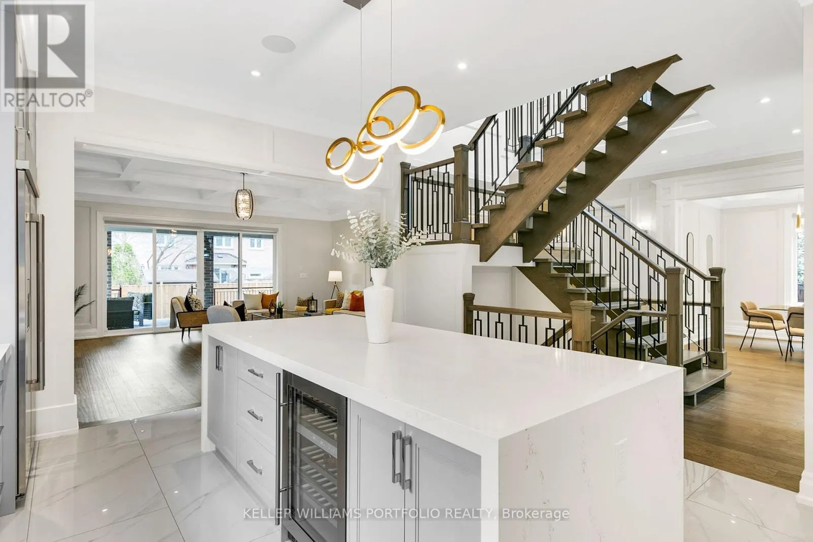 38 SMITHWOOD DRIVE