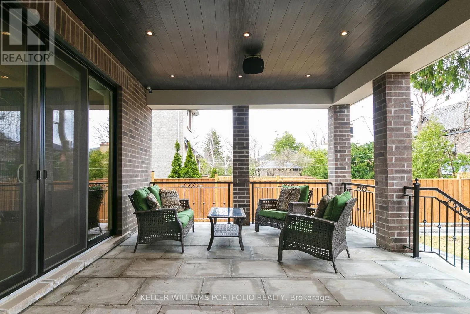 38 SMITHWOOD DRIVE