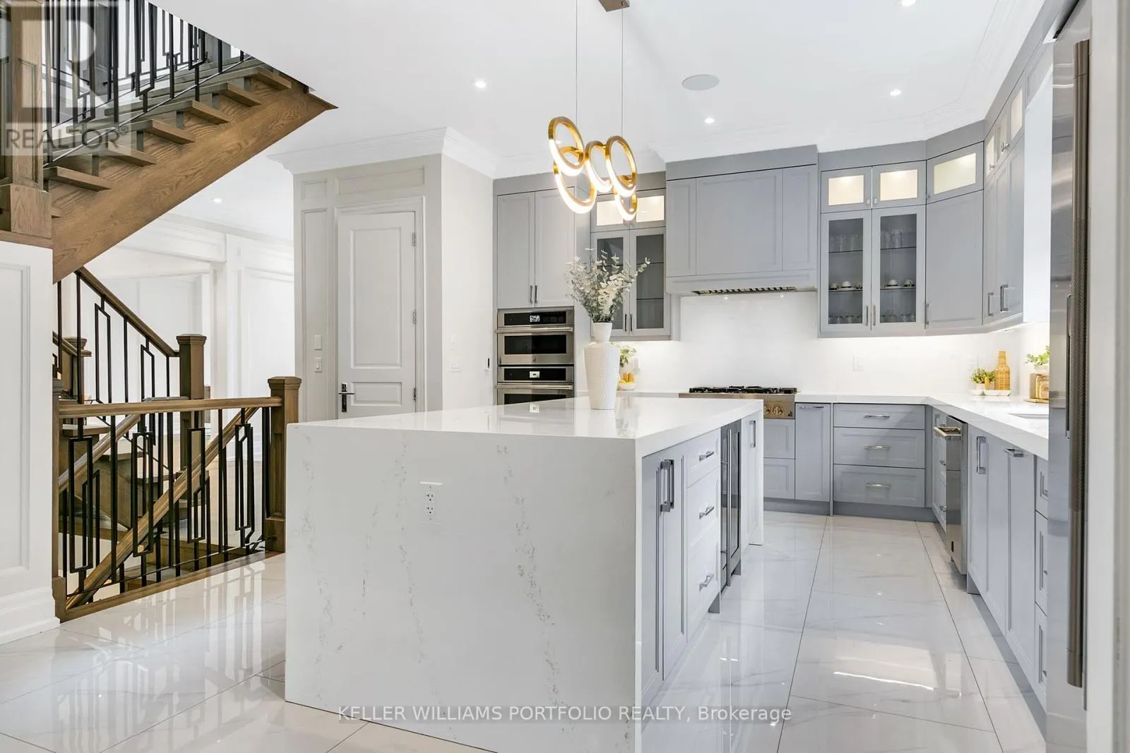 38 SMITHWOOD DRIVE