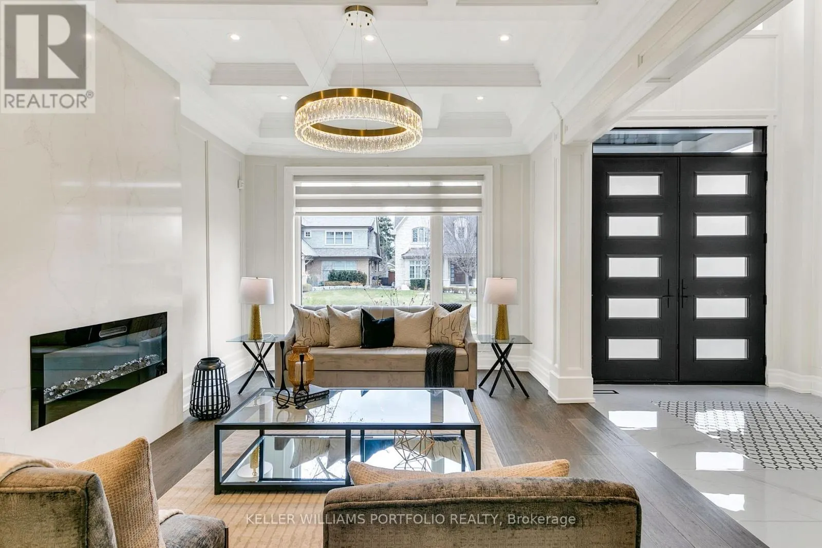 38 SMITHWOOD DRIVE