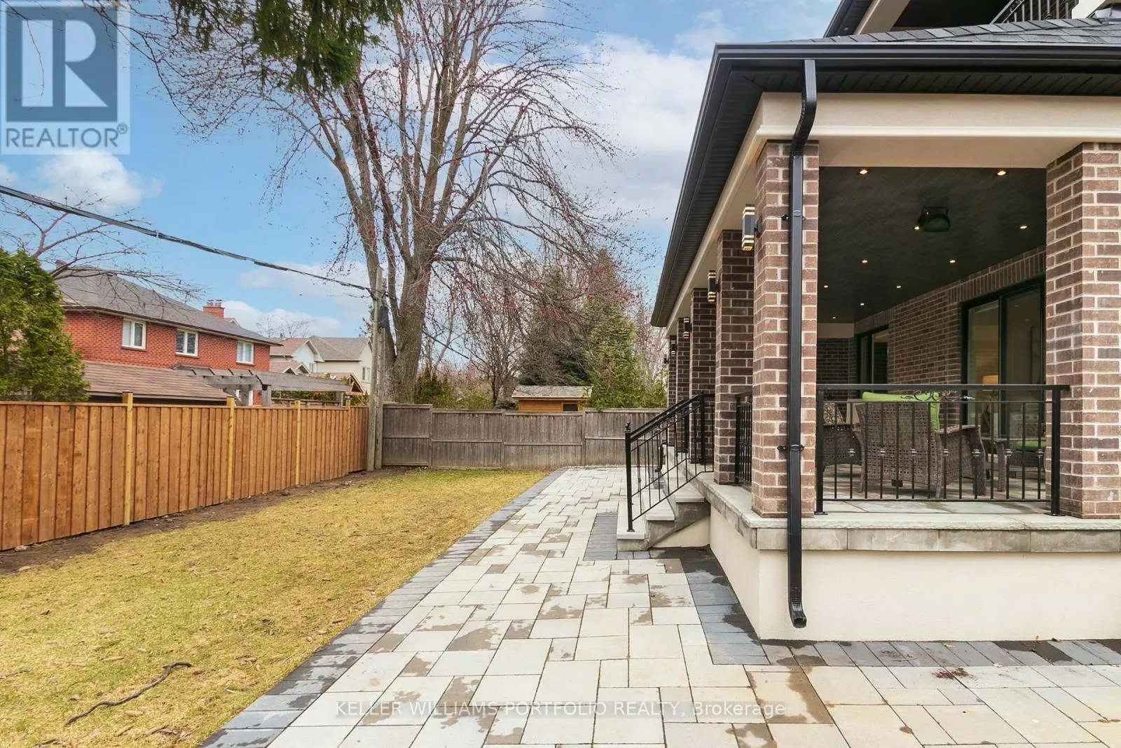 38 SMITHWOOD DRIVE