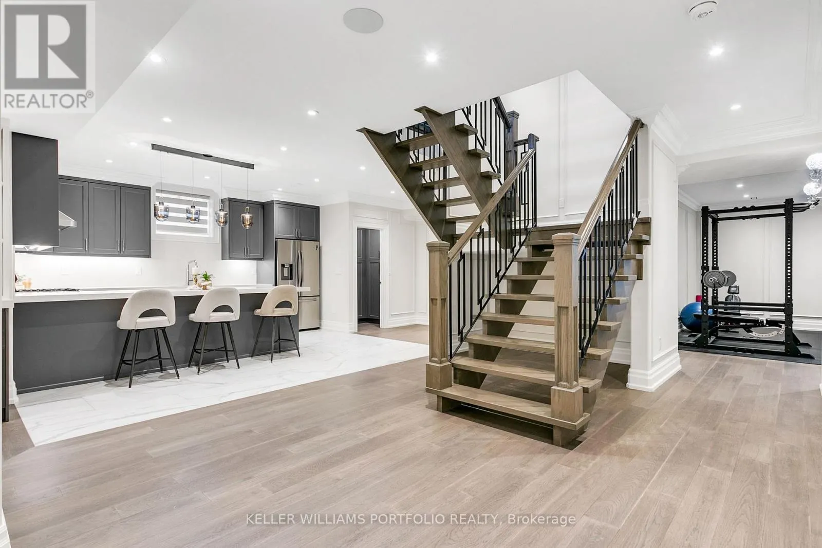 38 SMITHWOOD DRIVE