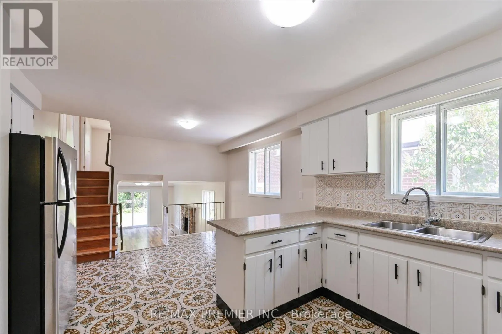 44 PETUNIAS ROAD