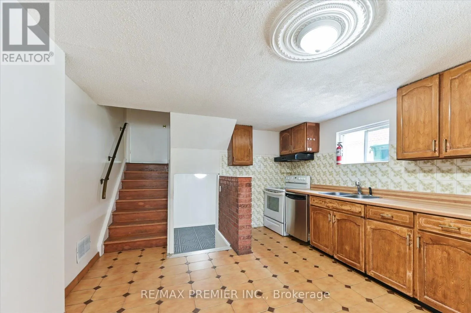 44 PETUNIAS ROAD