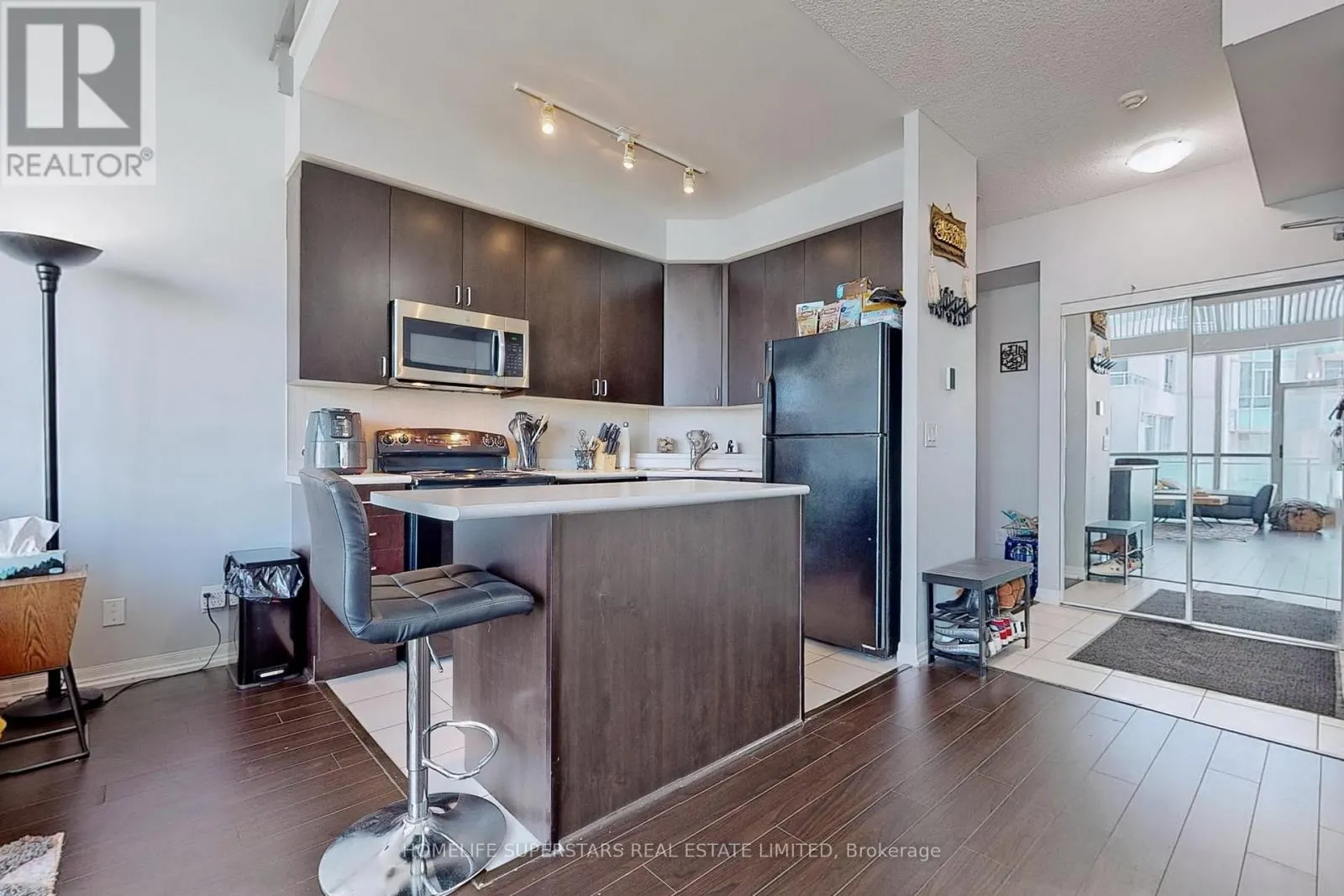 1013 - 223 WEBB DRIVE