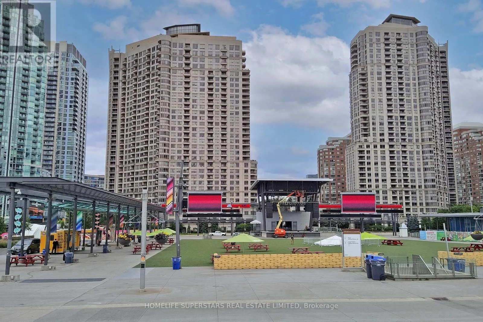 1013 - 223 WEBB DRIVE