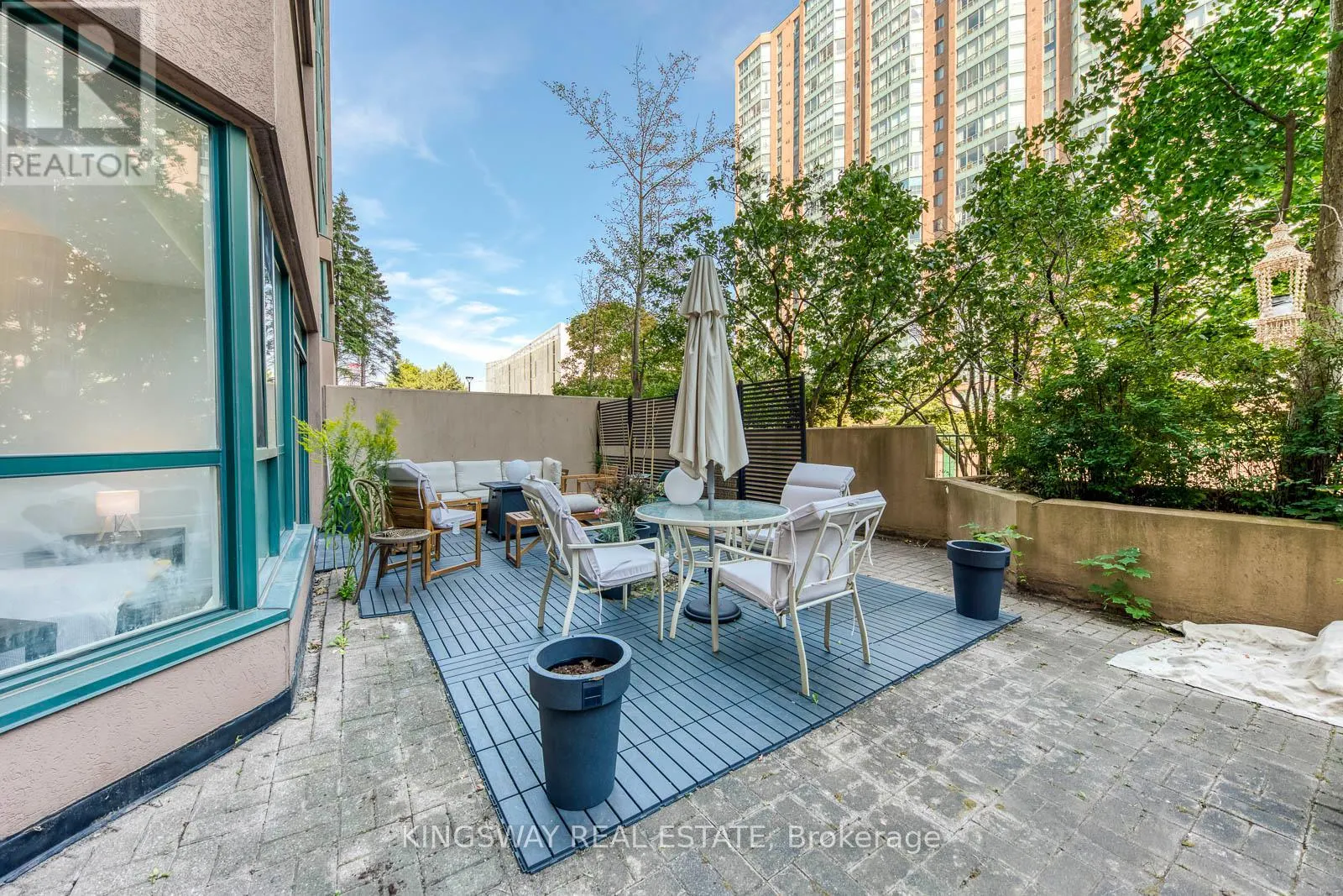 110 - 145 HILLCREST AVENUE