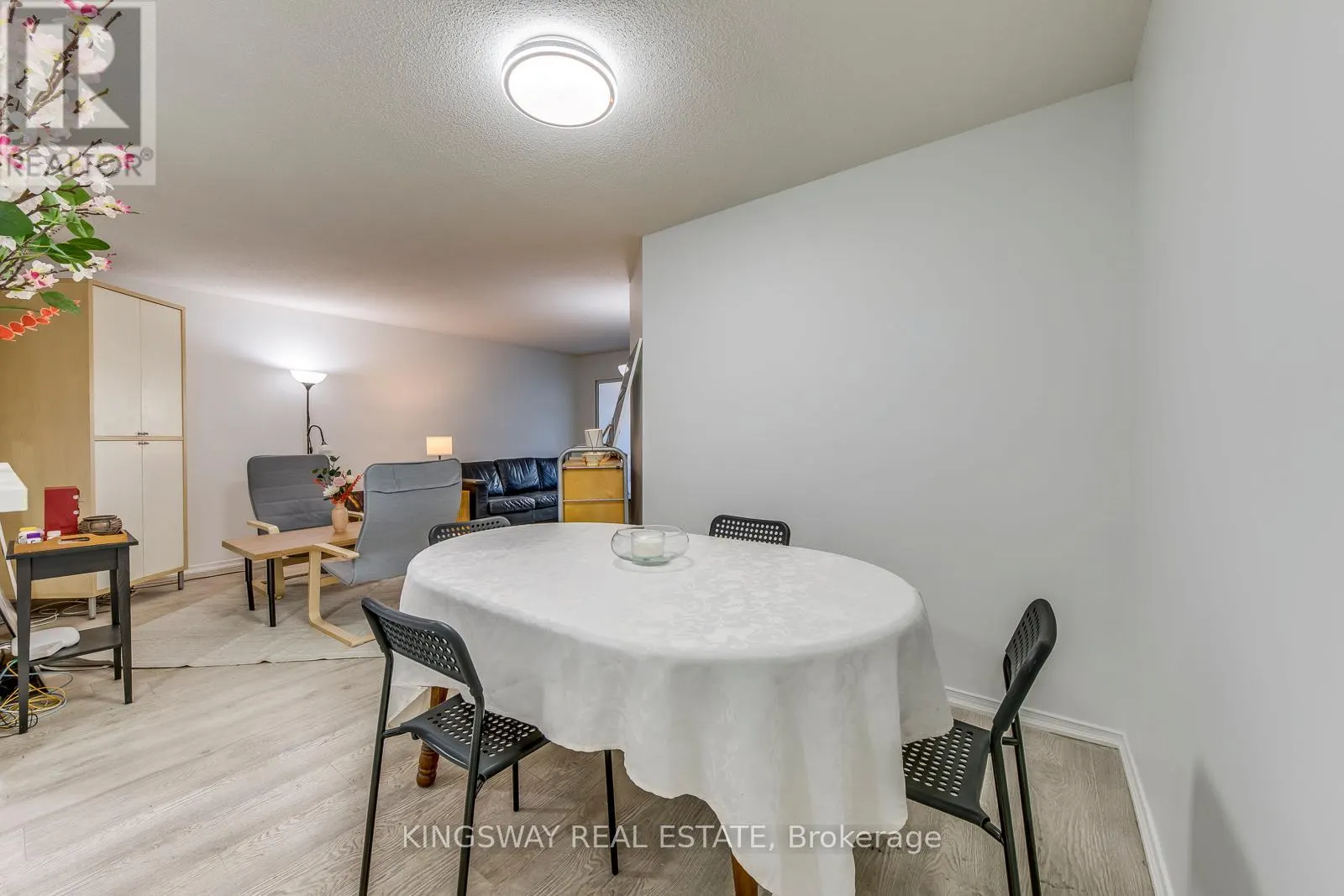 110 - 145 HILLCREST AVENUE