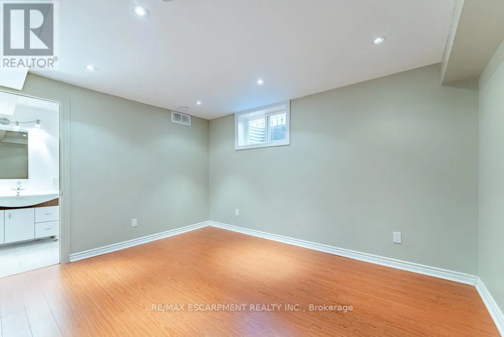 3036 SWANSEA DRIVE