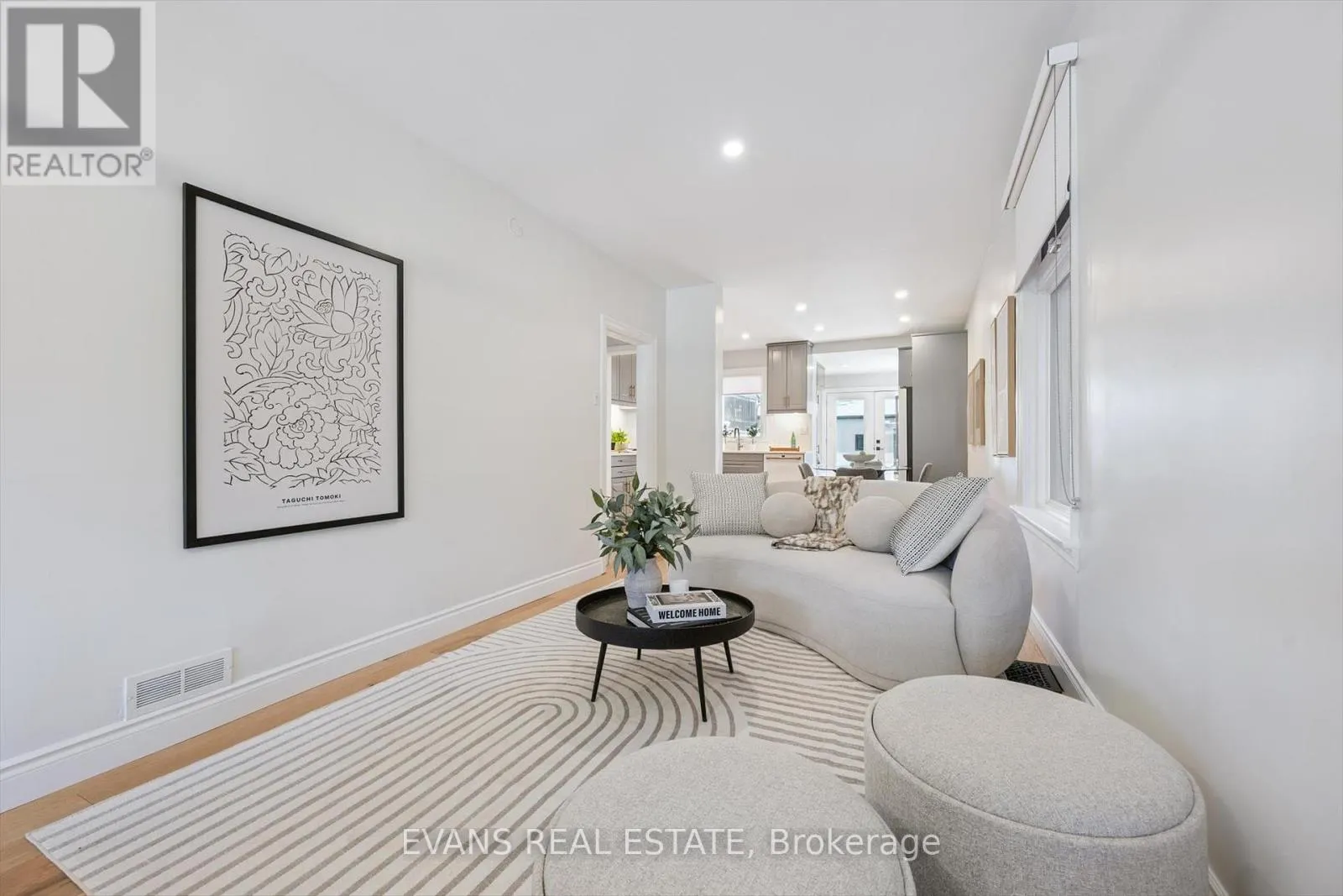 25 UXBRIDGE AVENUE