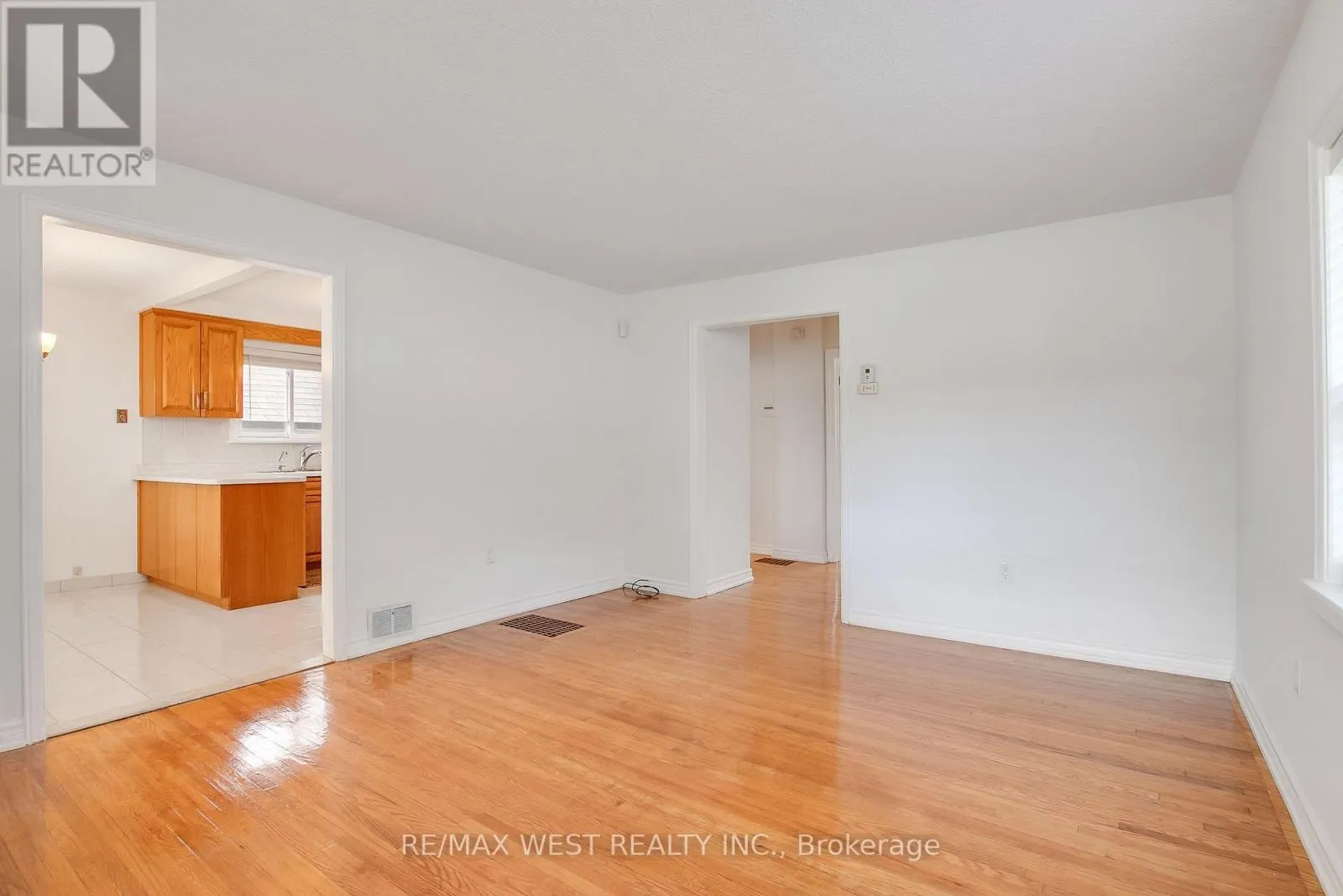 50 LARCHMERE AVENUE