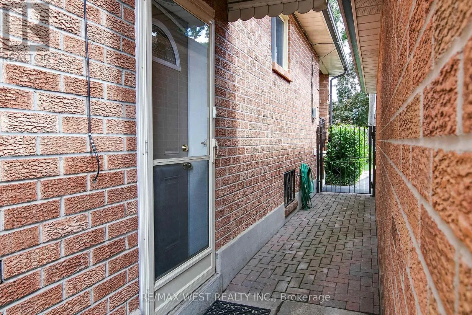 50 LARCHMERE AVENUE