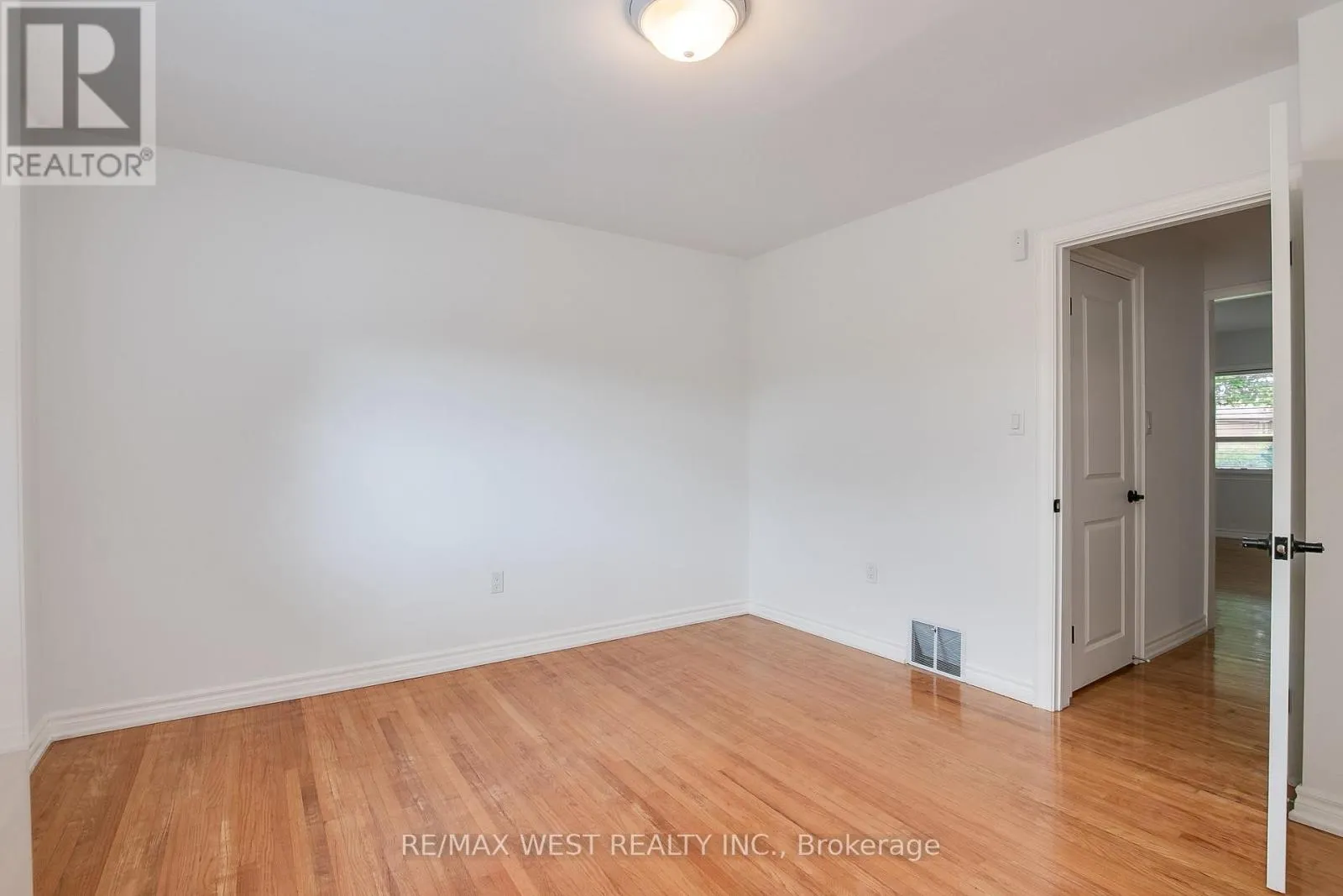 50 LARCHMERE AVENUE