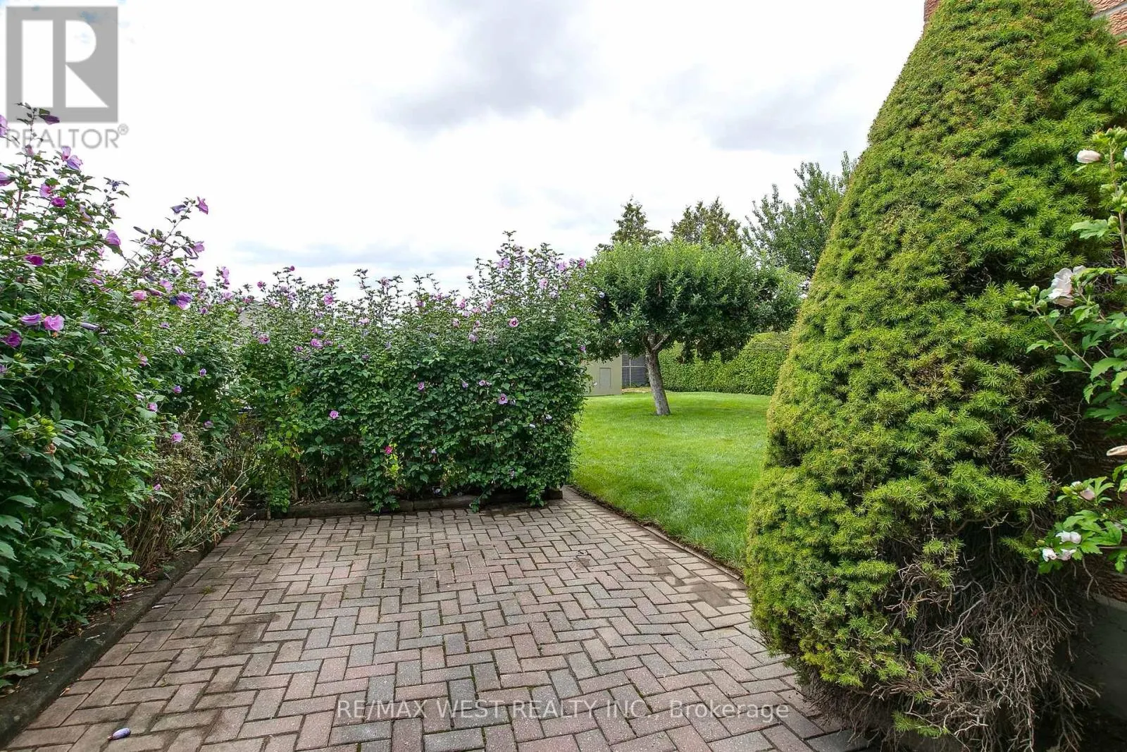 50 LARCHMERE AVENUE