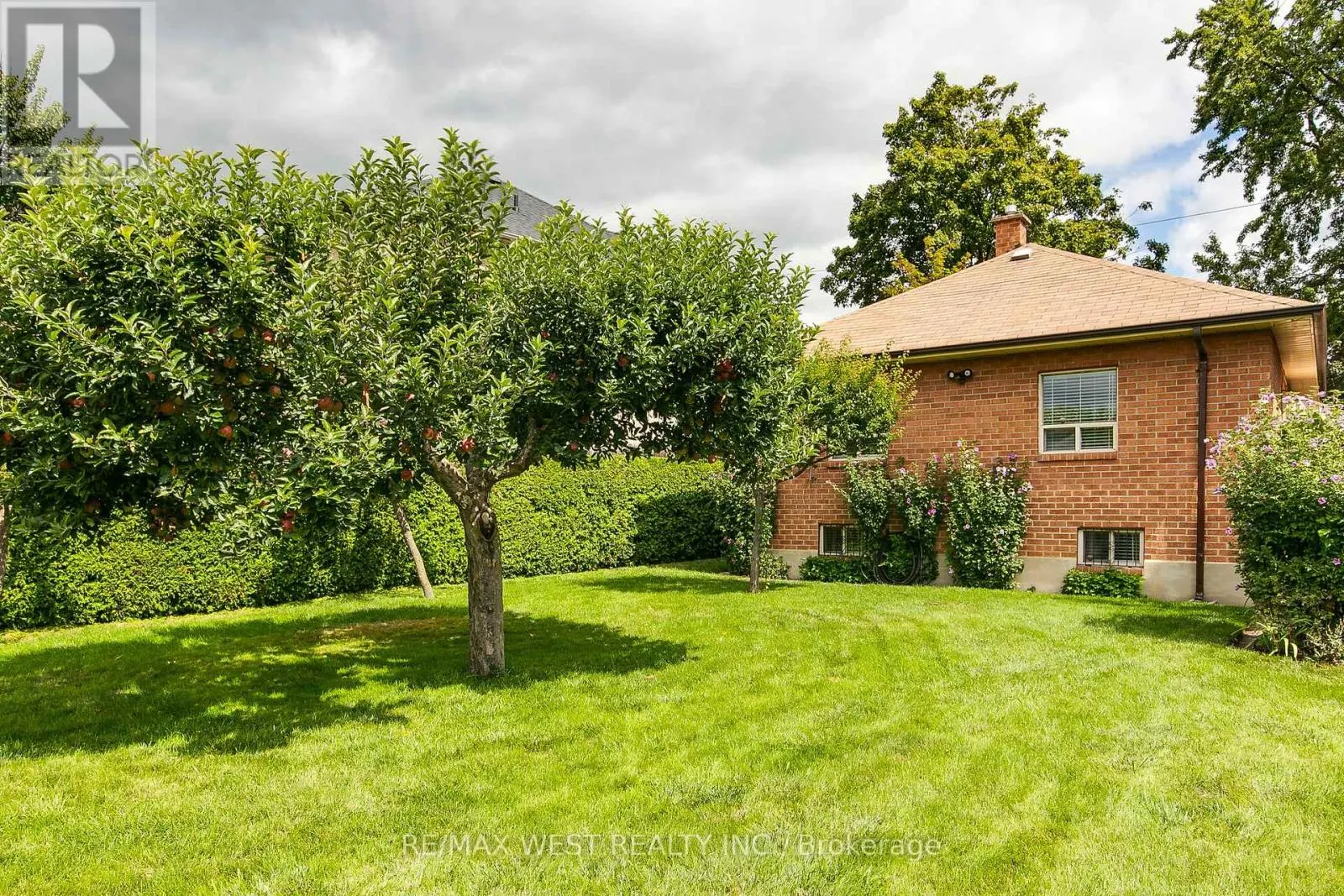 50 LARCHMERE AVENUE