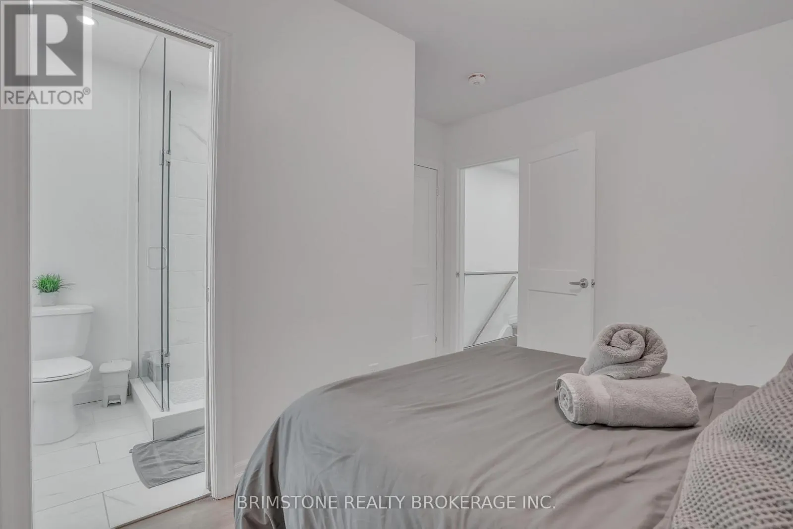 130 MULOCK AVENUE