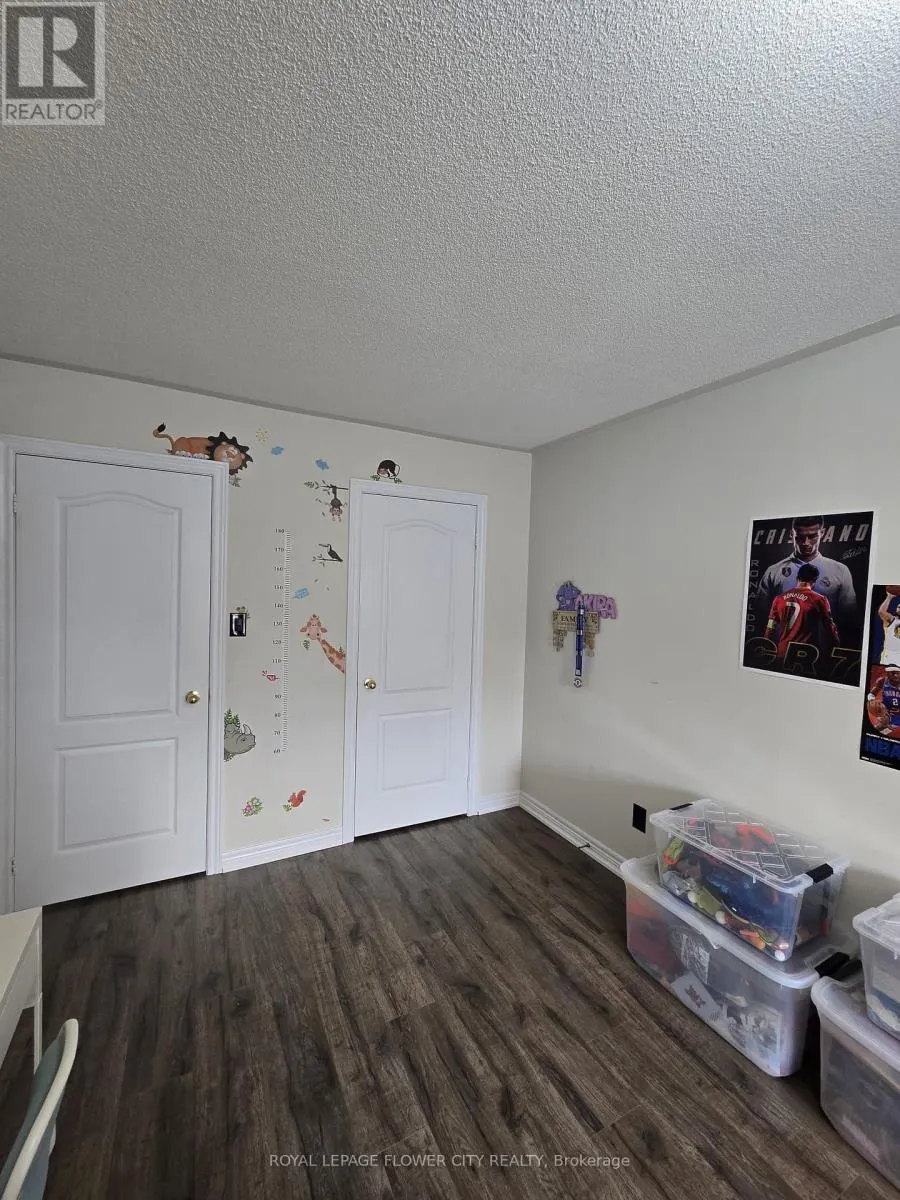 61 PEFFERLAW CIRCLE
