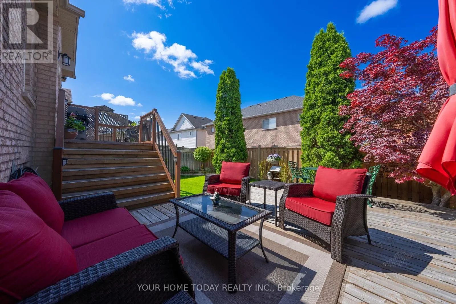 208 VAN SCOTT DRIVE
