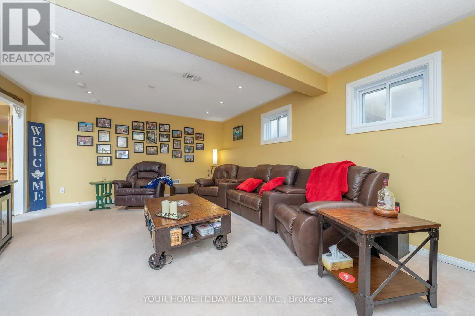 208 VAN SCOTT DRIVE