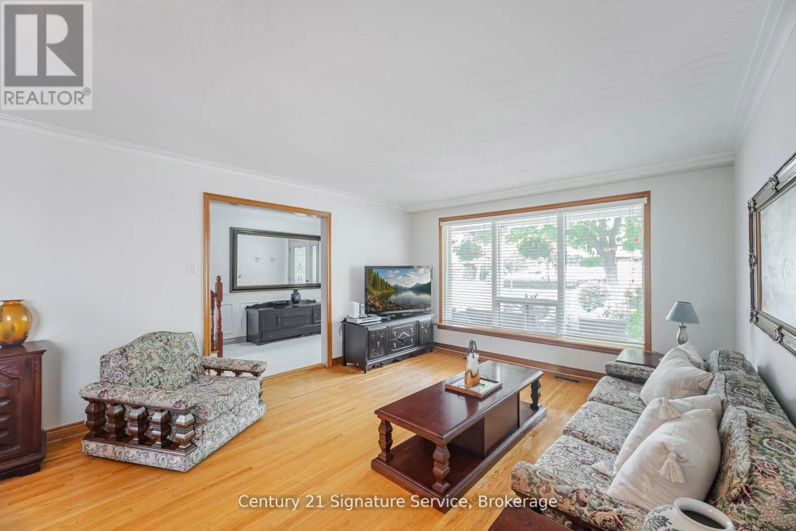 512 SELSEY DRIVE