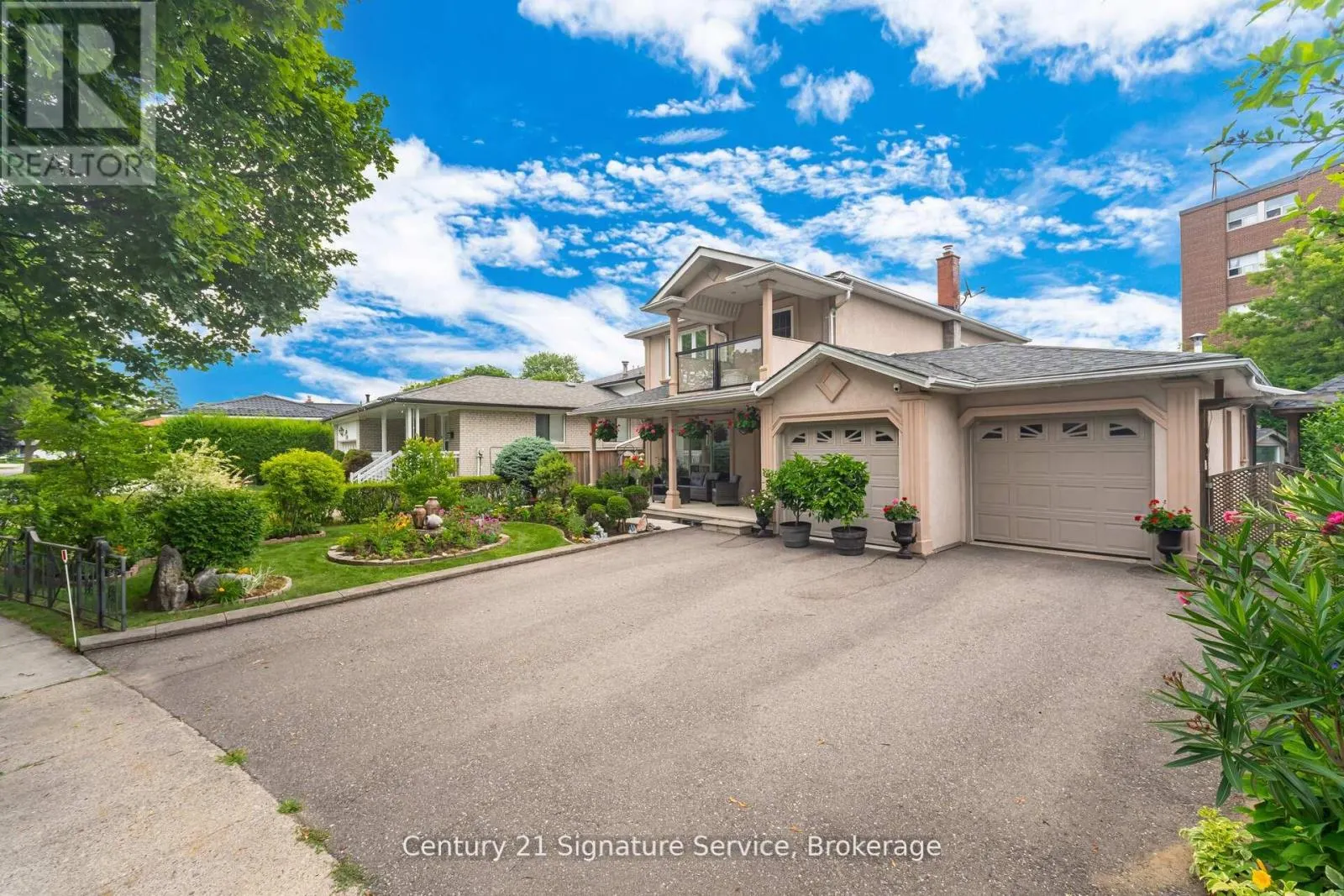 512 SELSEY DRIVE