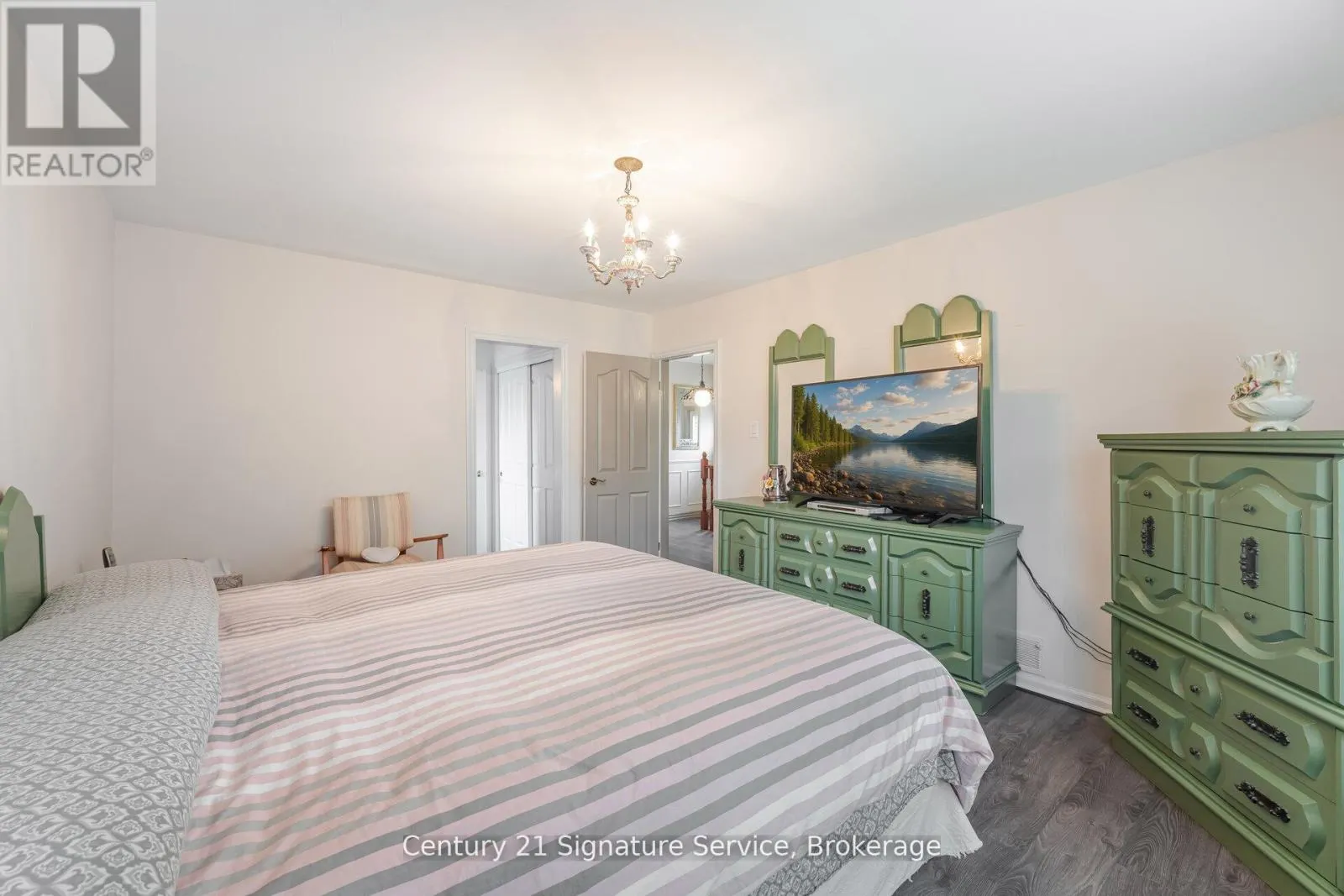 512 SELSEY DRIVE