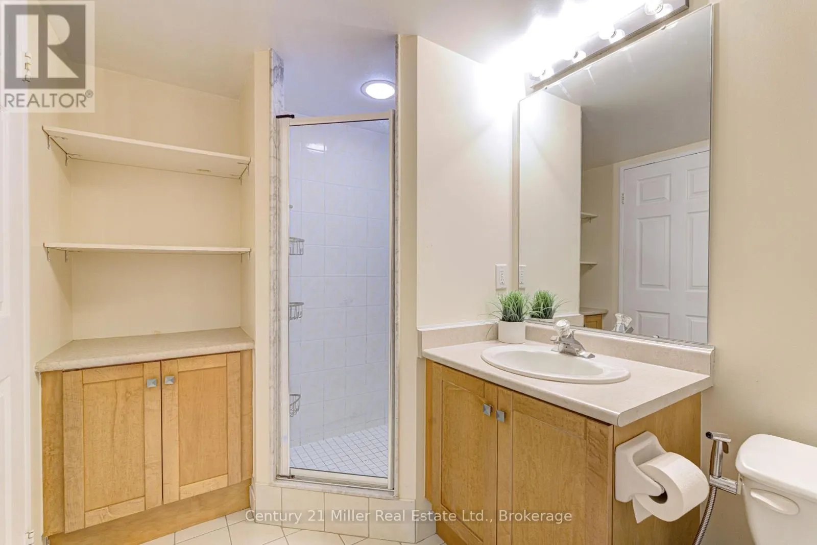 1210 - 156 ENFIELD PLACE, #1210