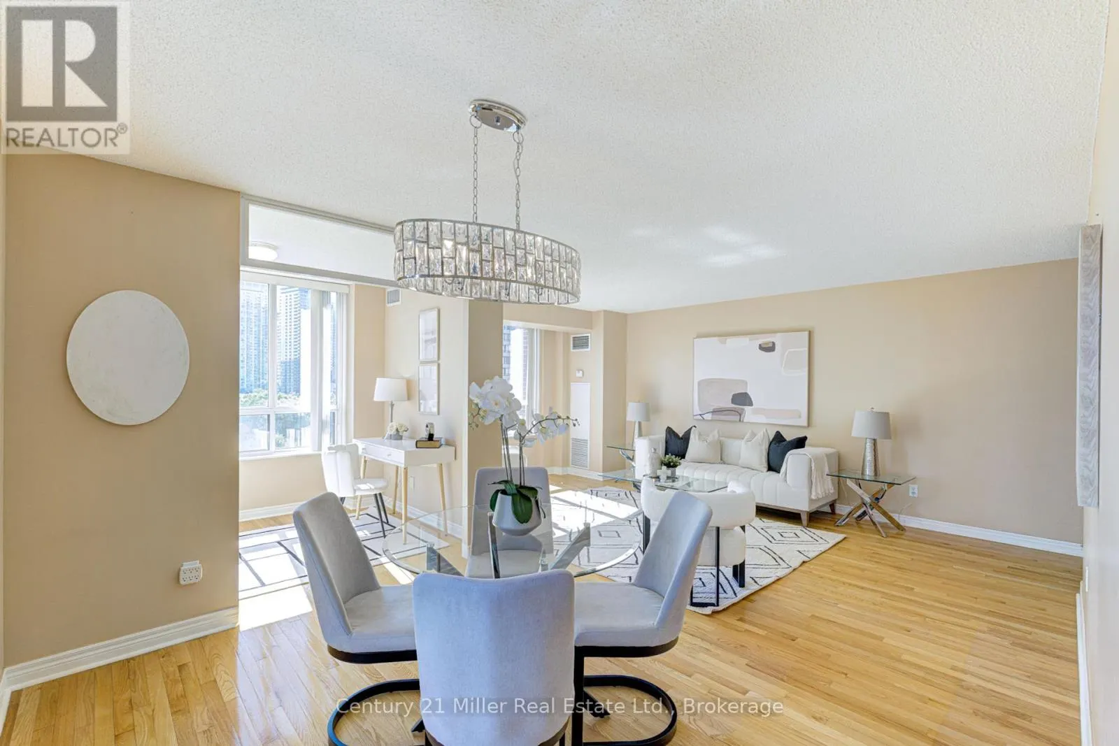 1210 - 156 ENFIELD PLACE, #1210