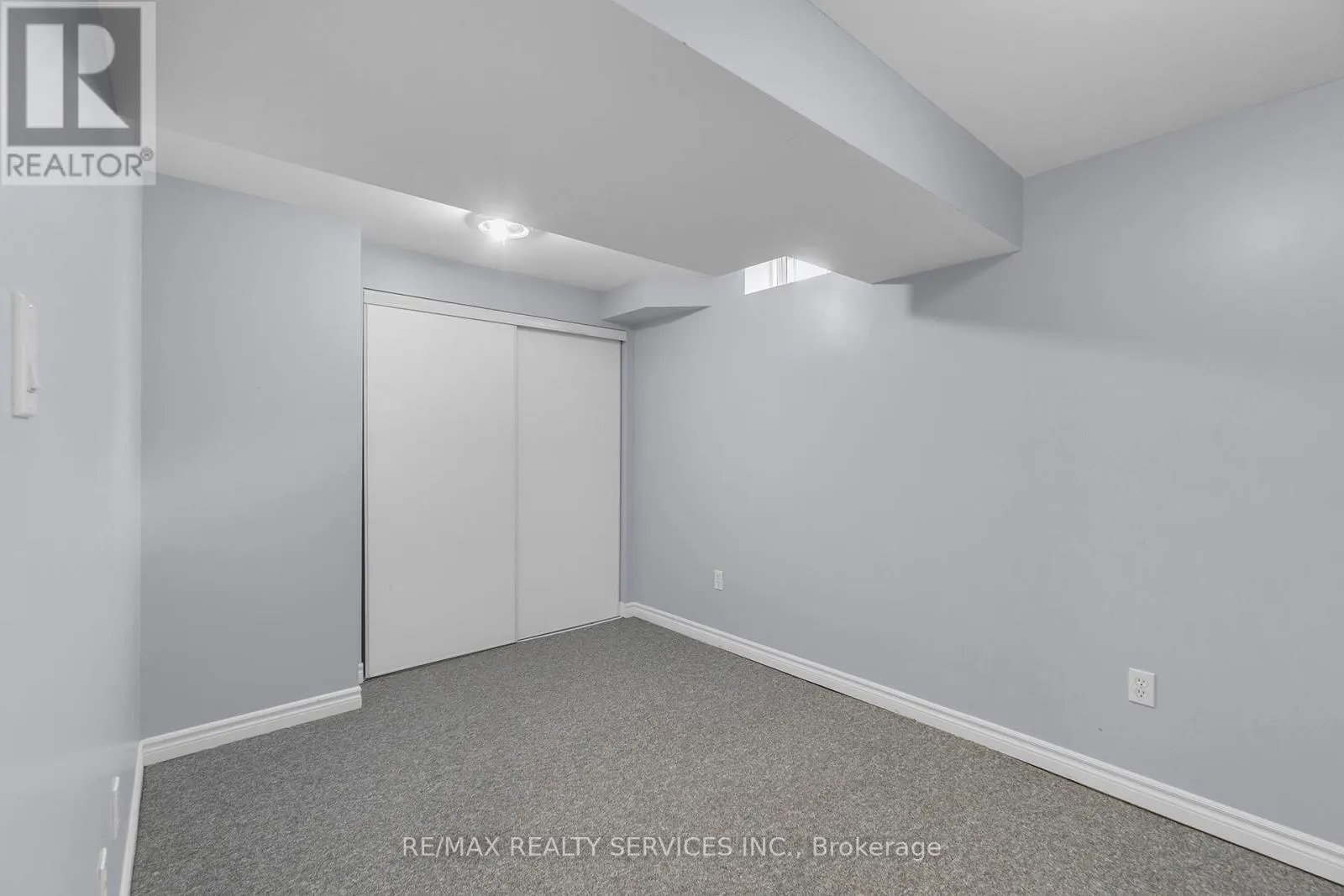 130 PORCHLIGHT ROAD