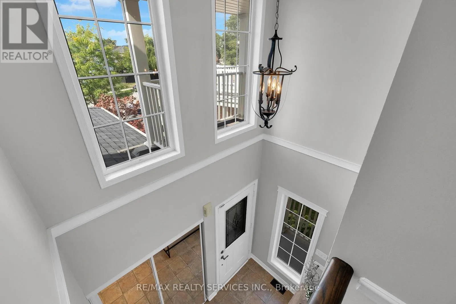 130 PORCHLIGHT ROAD