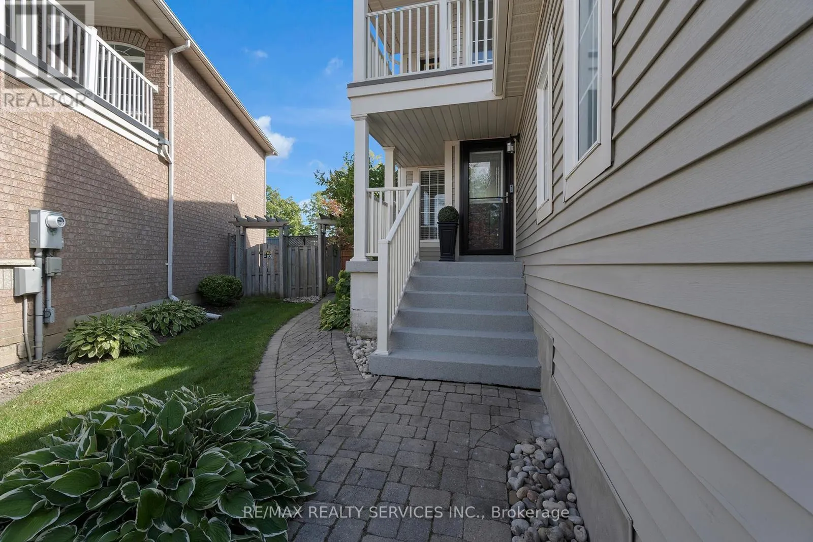 130 PORCHLIGHT ROAD