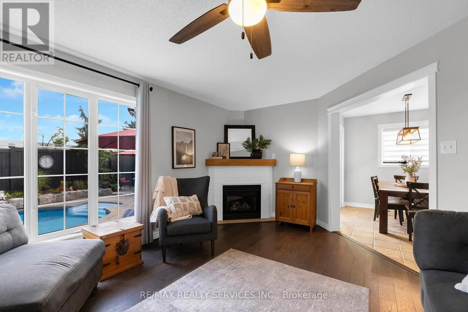 130 PORCHLIGHT ROAD