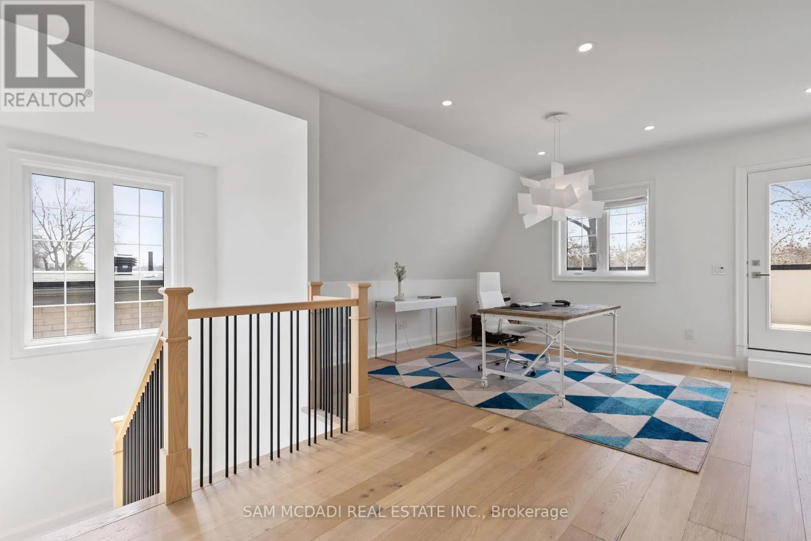 4 IROQUOIS AVENUE