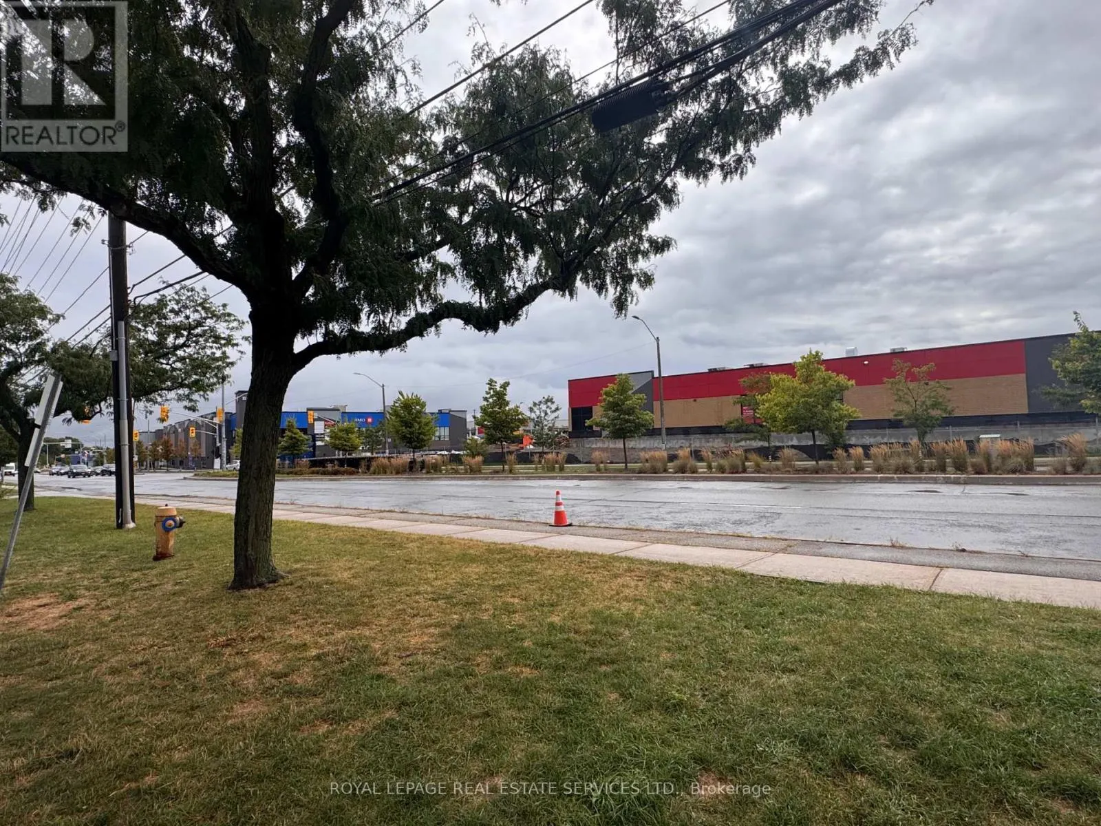 41 - 28 REXDALE BOULEVARD