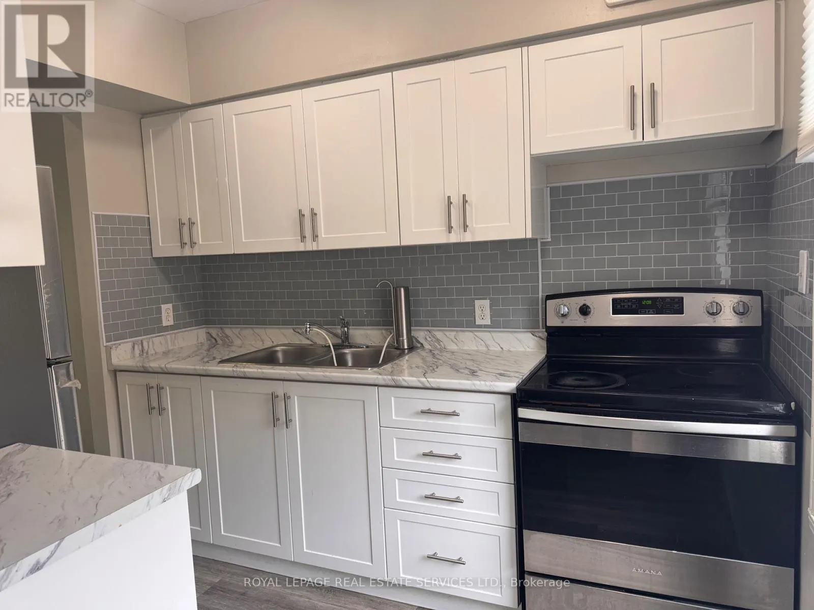 41 - 28 REXDALE BOULEVARD