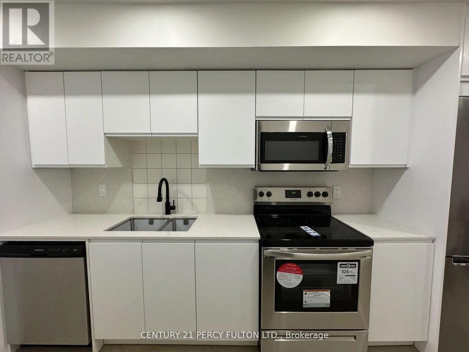 BSMT - 890 OSSINGTON AVENUE