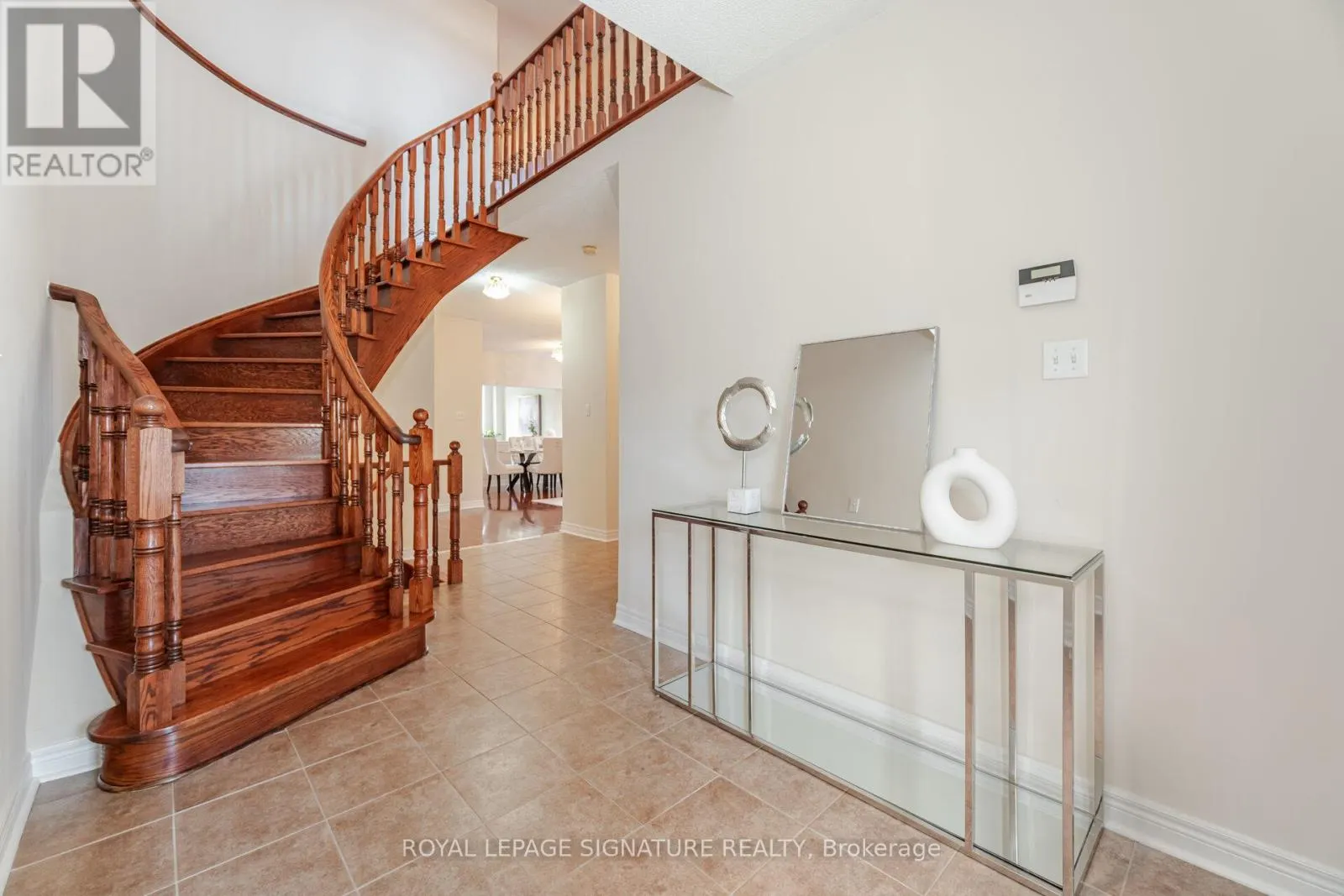 16 ARIA LANE