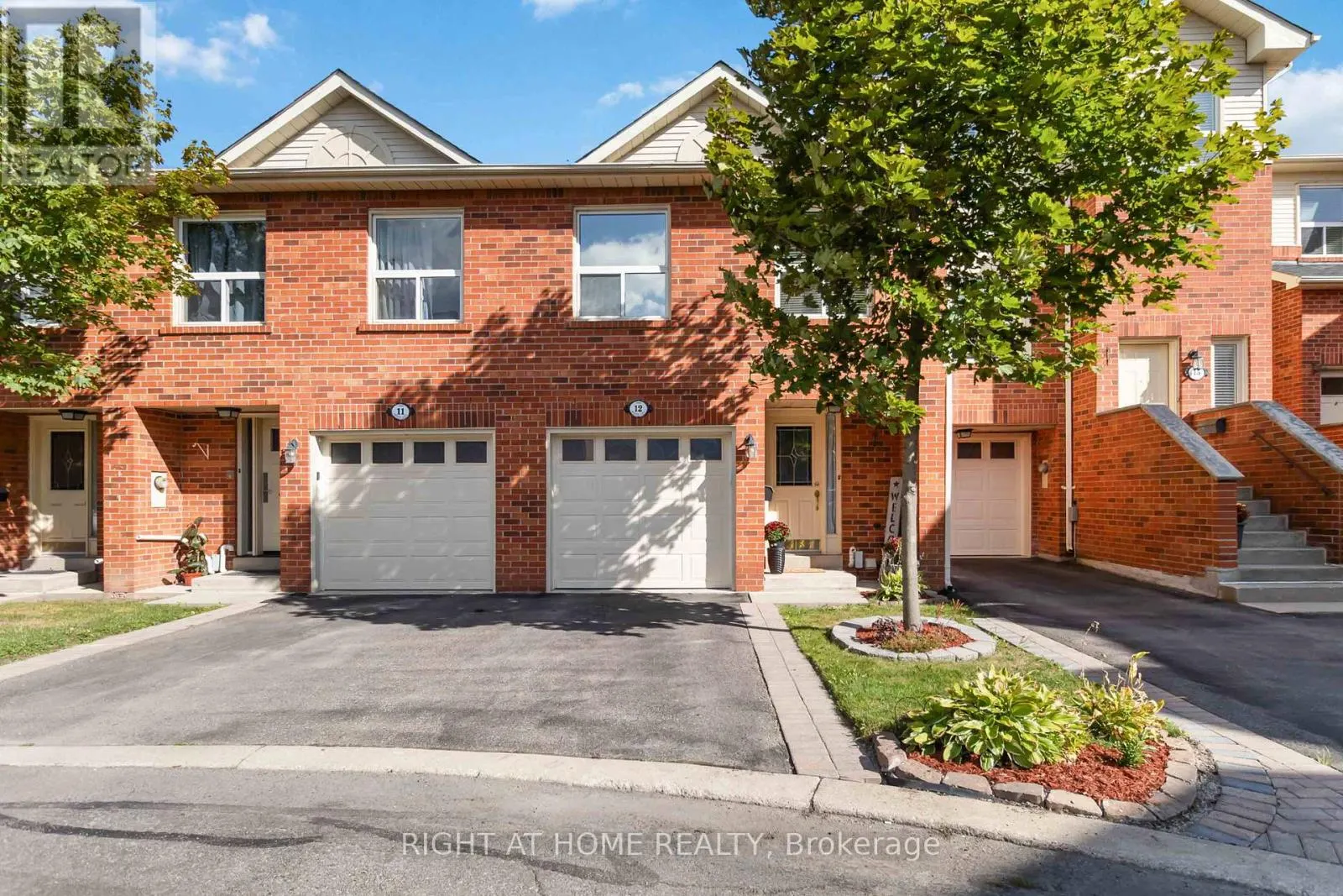 12 - 1520 REEVES GATE