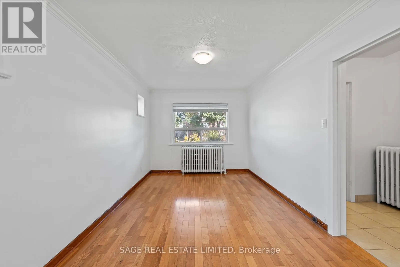 49 BOWIE AVENUE