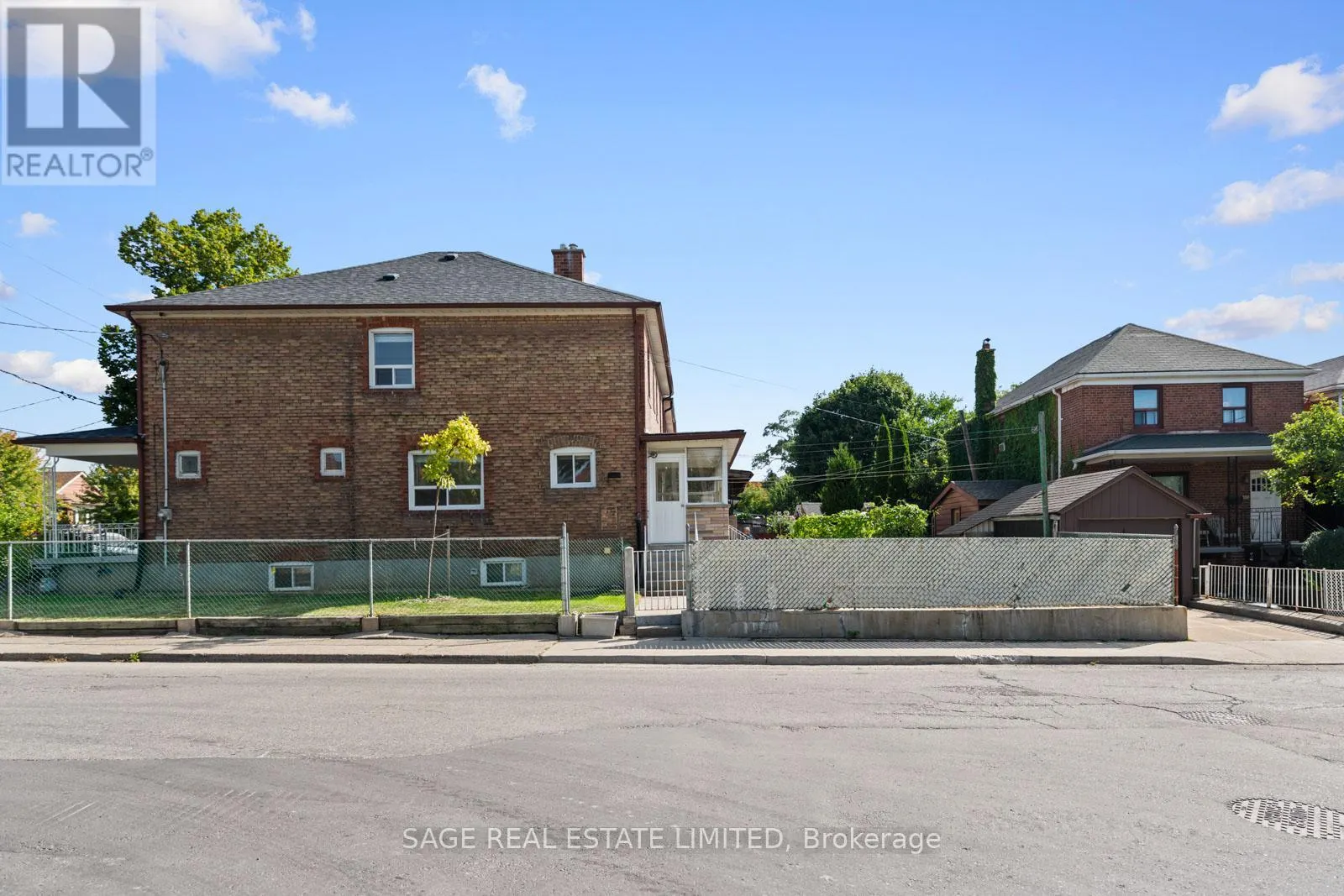 49 BOWIE AVENUE
