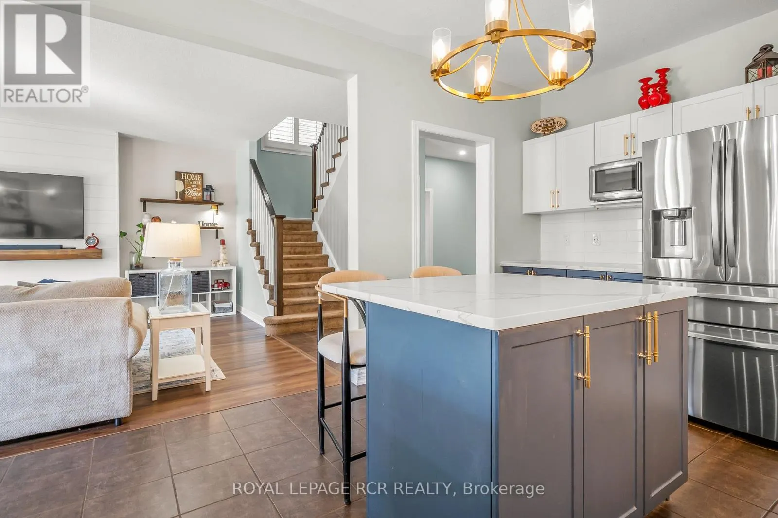 85 LAVERTY CRESCENT