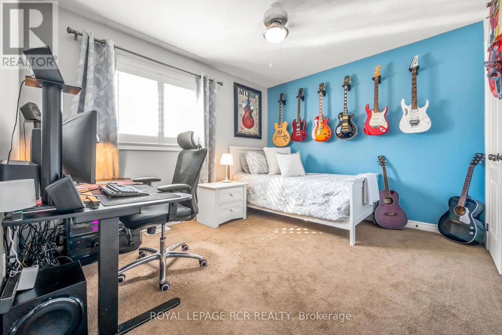 85 LAVERTY CRESCENT