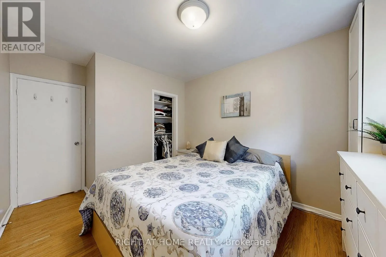 907 FOURTH STREET