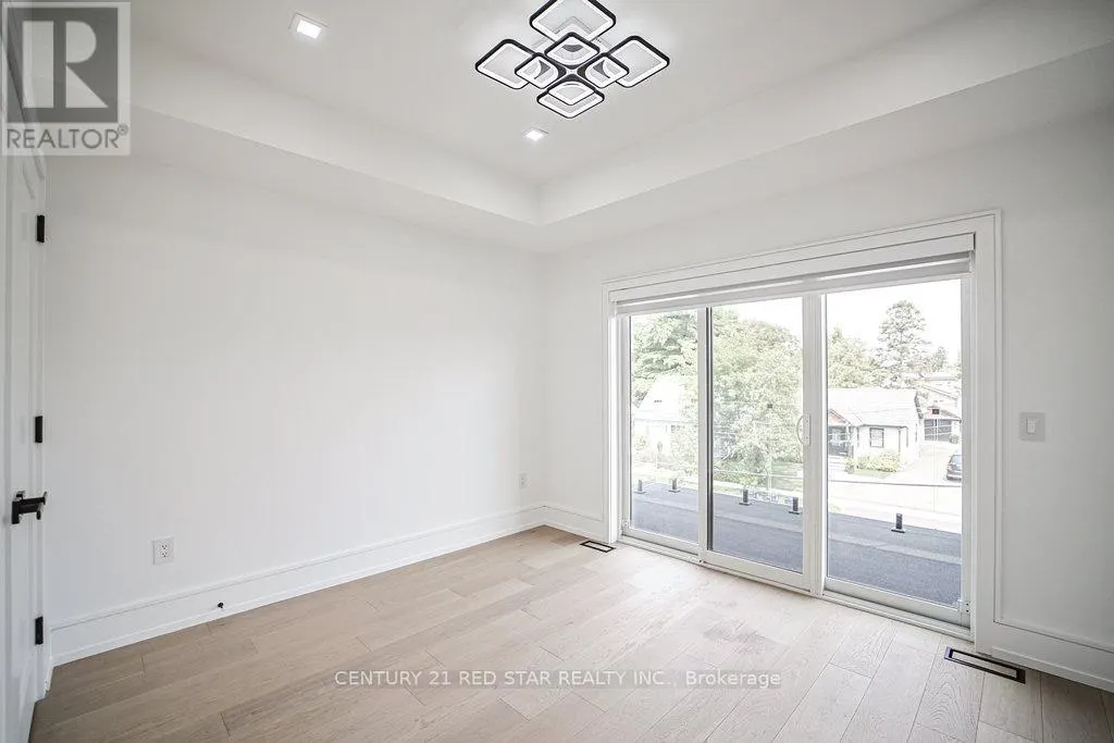 1 FRANKWOOD ROAD