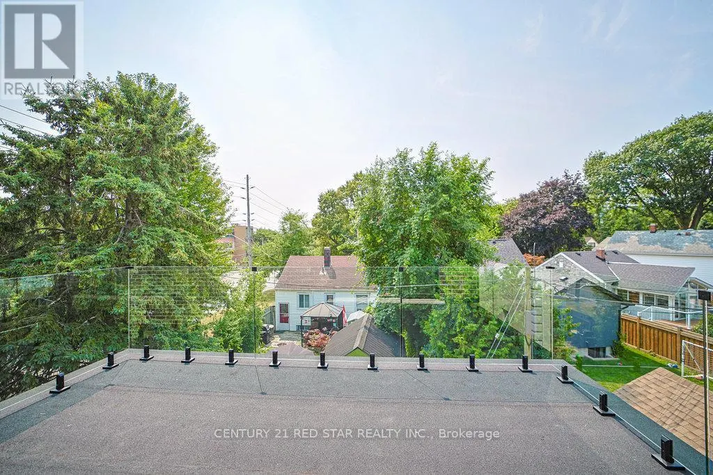 1 FRANKWOOD ROAD