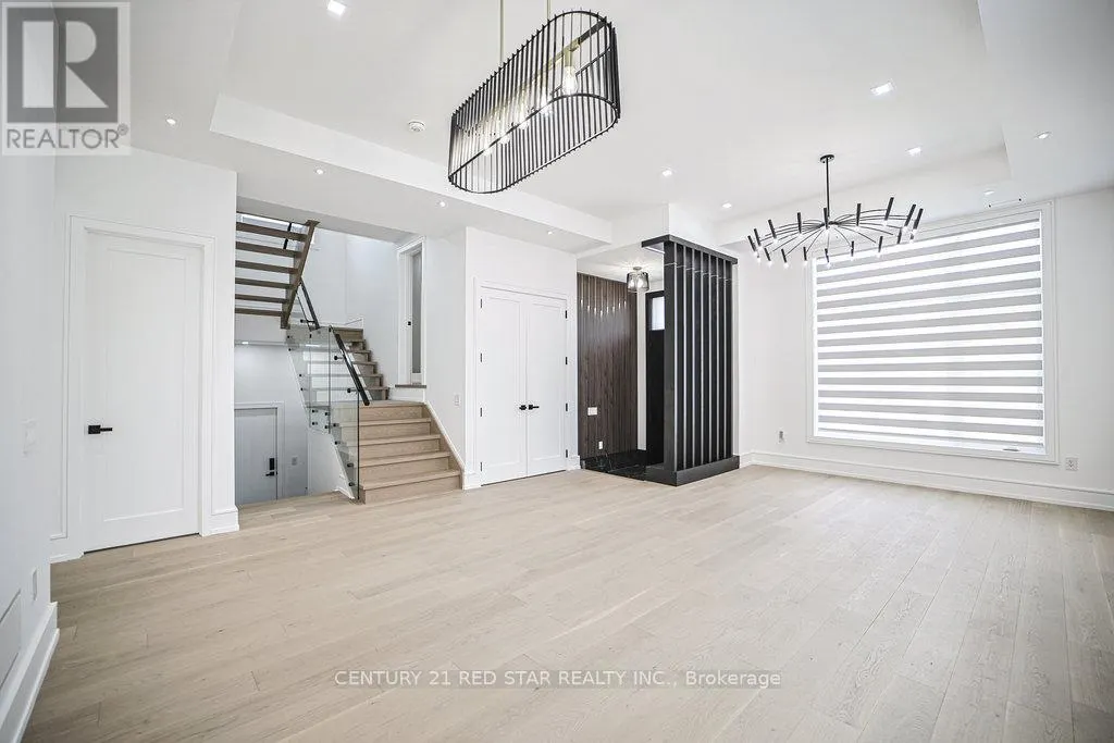 1 FRANKWOOD ROAD