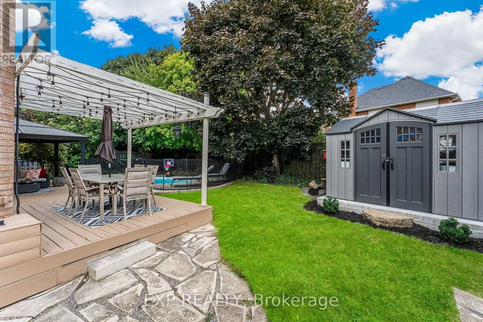 12 KILLALOE CRESCENT